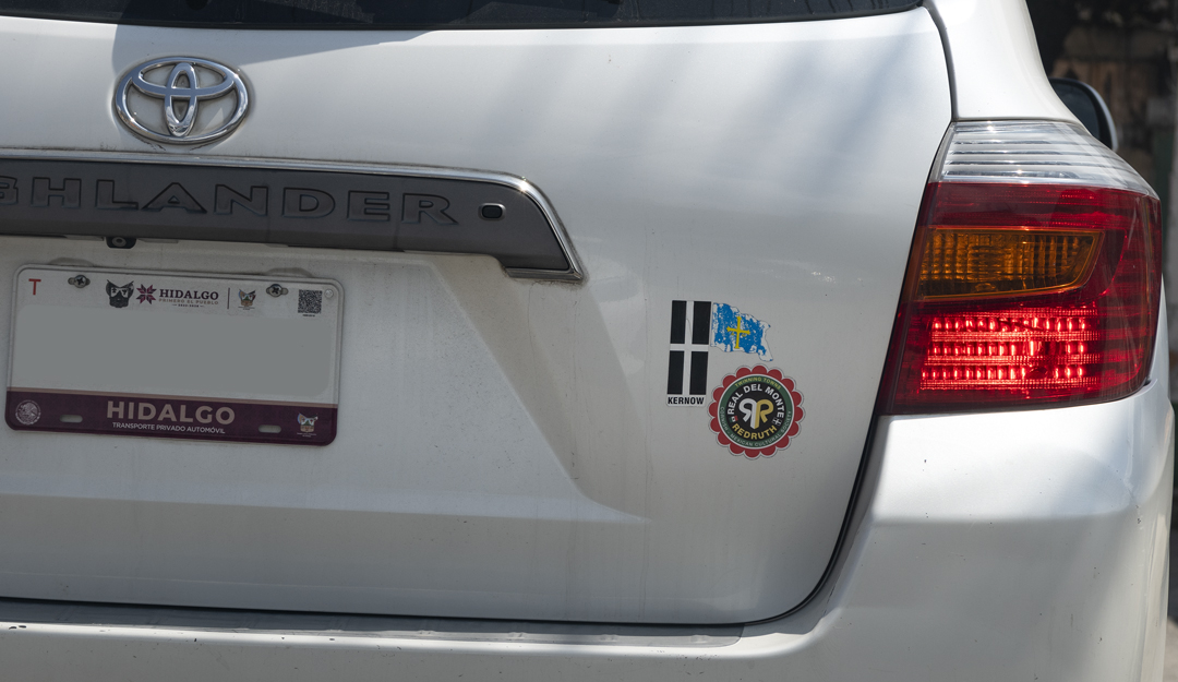 Kernow and Redruth stickers on a car at the festival